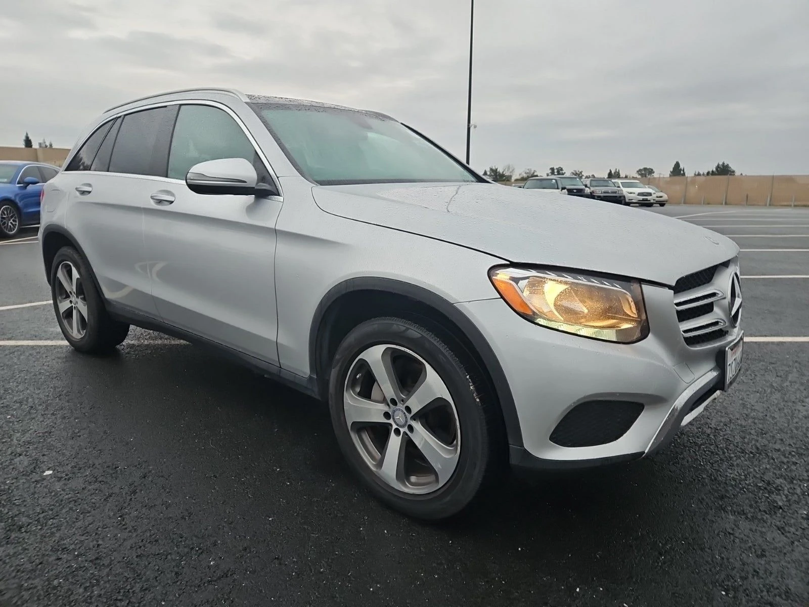 Mercedes-Benz GLC 300 2 КЛЮЧА/1 СОБСТВ/ПОДГРЕВ/ПАНО/КАМЕРА/KEYLESS    - изображение 2