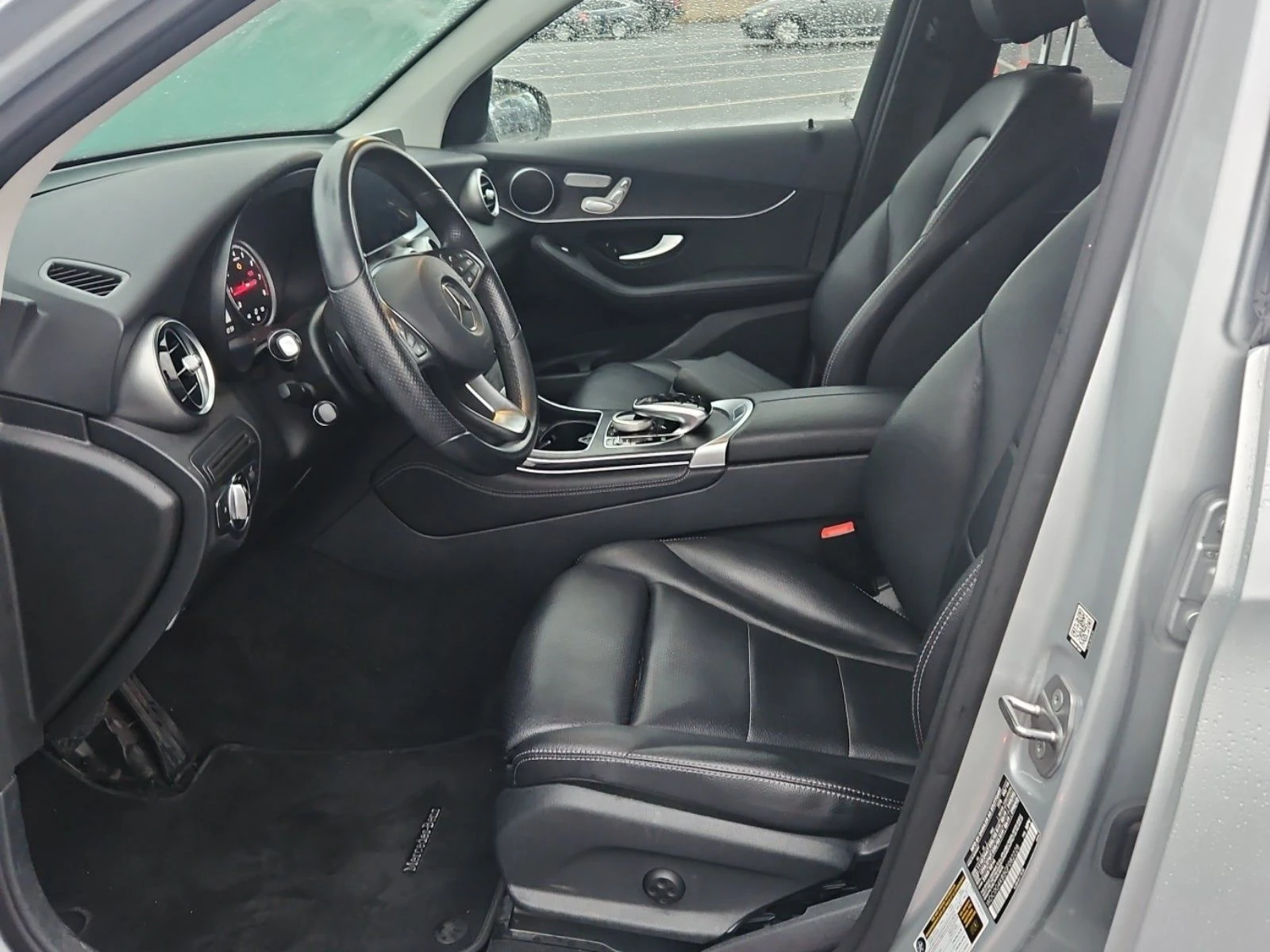 Mercedes-Benz GLC 300 2 КЛЮЧА/1 СОБСТВ/ПОДГРЕВ/ПАНО/КАМЕРА/KEYLESS    - изображение 7