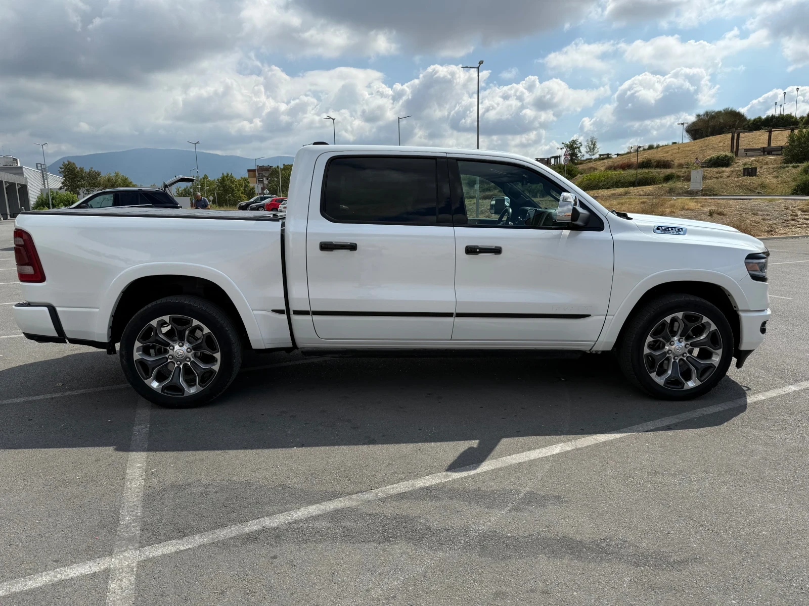 Dodge RAM 1500 LIMITED 5.7HEMI - изображение 7