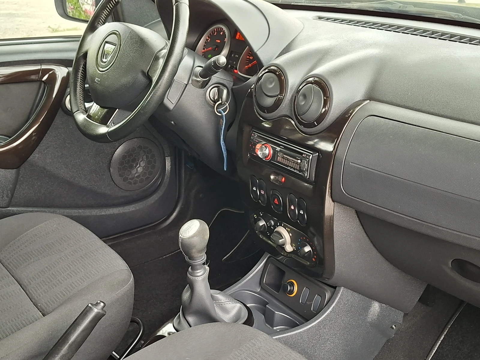 Dacia Duster 1.5DCi  | Mobile.bg   11