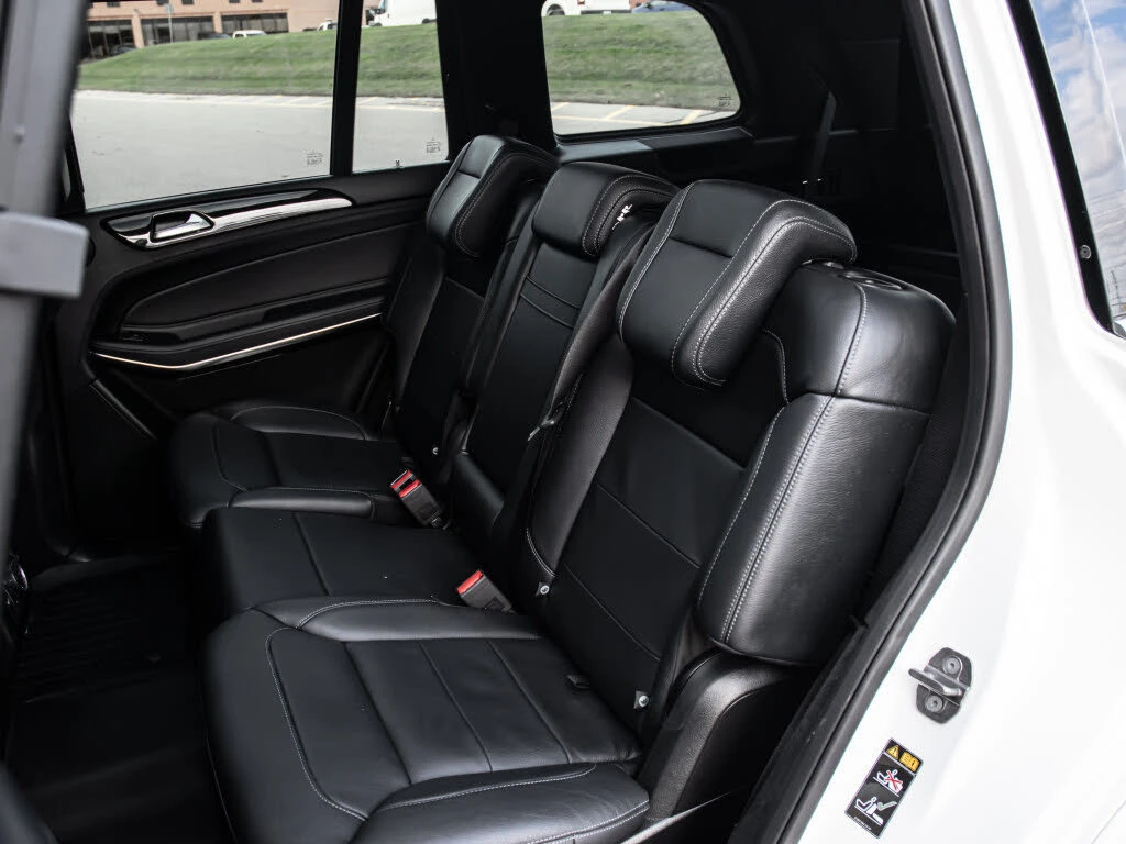 Mercedes-Benz GLS 550 * АвтоКредит* Цена до БГ - изображение 10