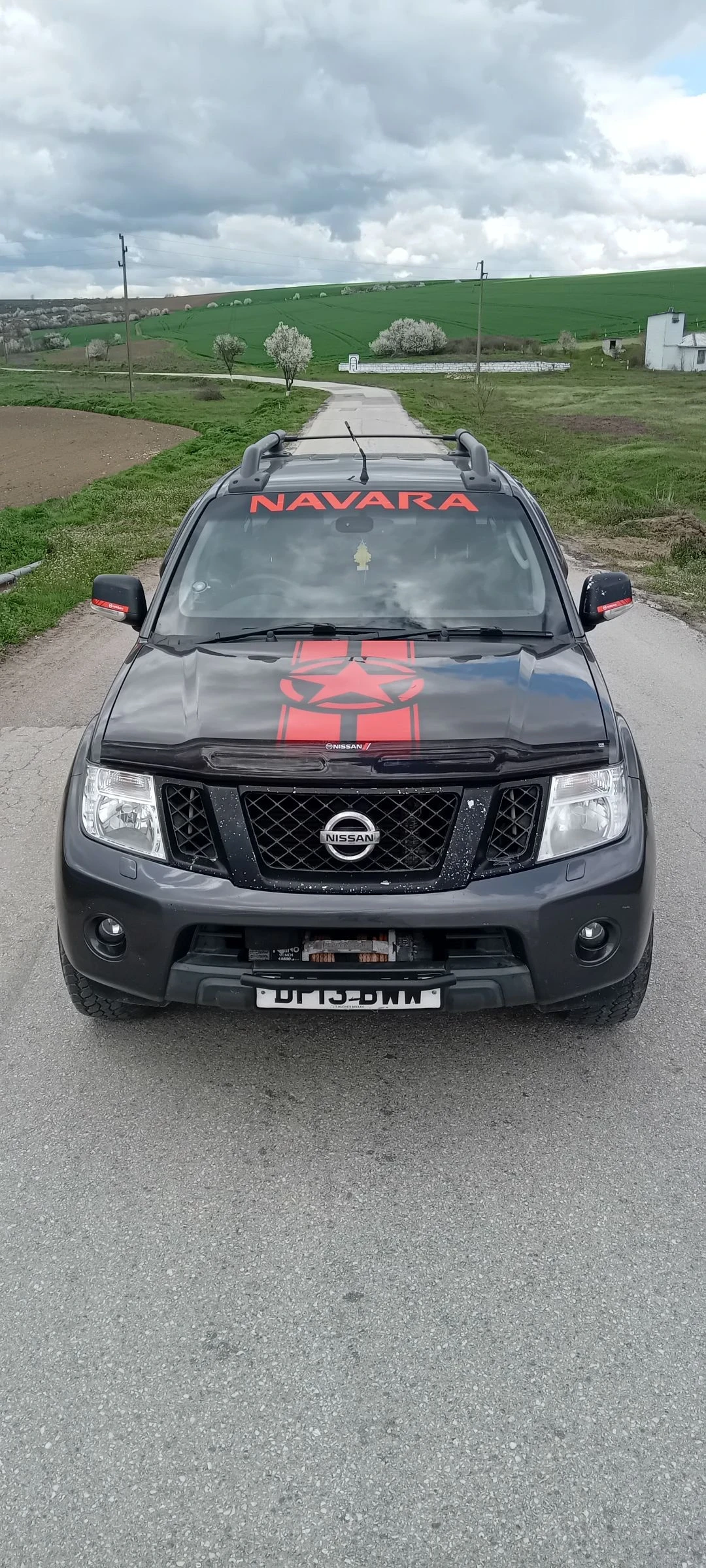 Nissan Navara, снимка 4 - Автомобили и джипове - 54145609