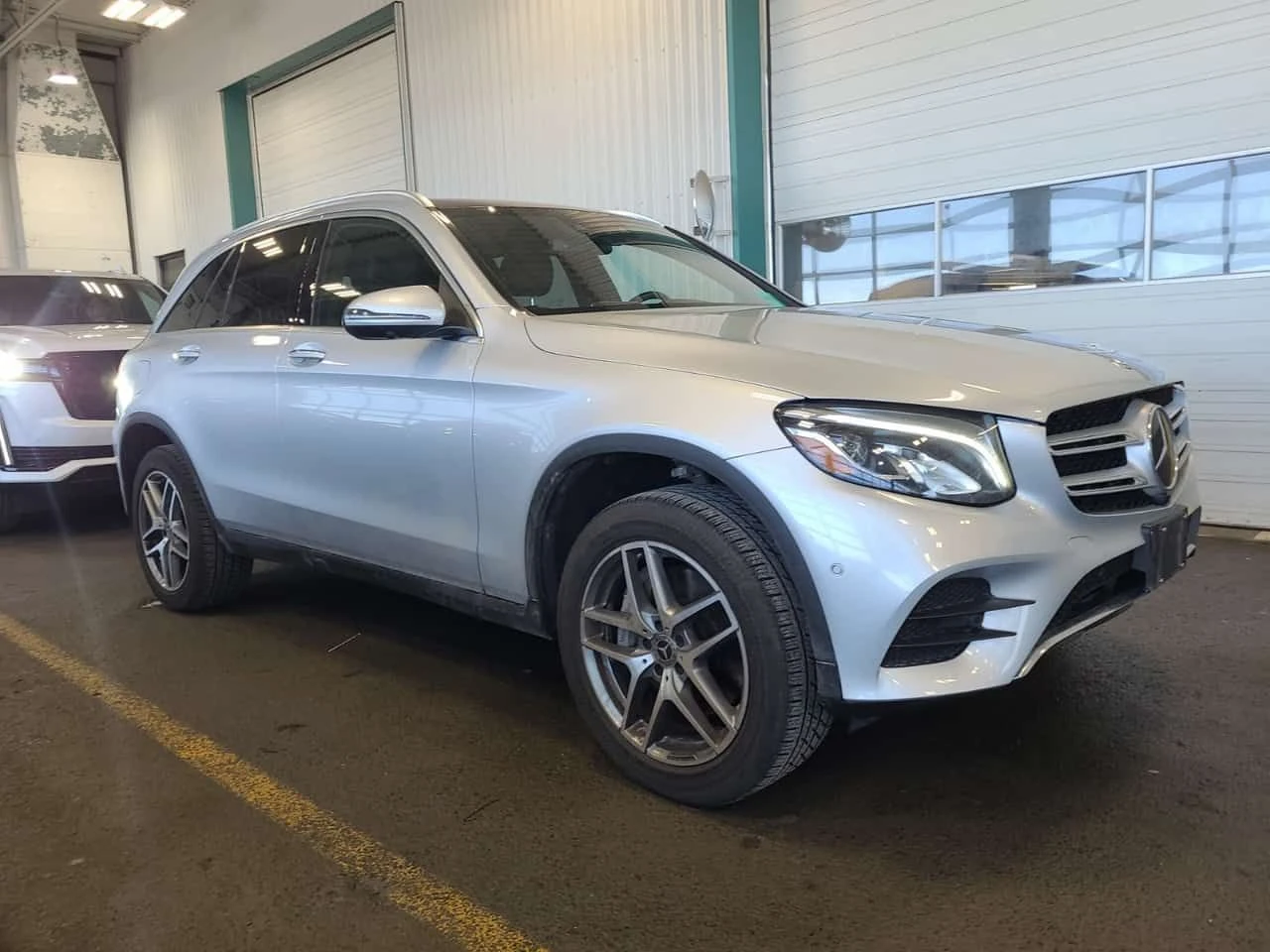 Mercedes-Benz GLC 300 2 ����� * KEYLESS * PANO * ��������� *  CARFAX *  | Mobile.bg � ����������� 2