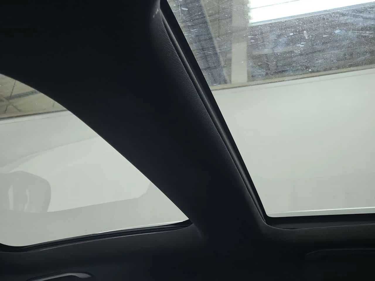 Mercedes-Benz GLB 250 * 360 * AMBIENT * ПОДГРЕВ , снимка 13 - Автомобили и джипове - 54413847
