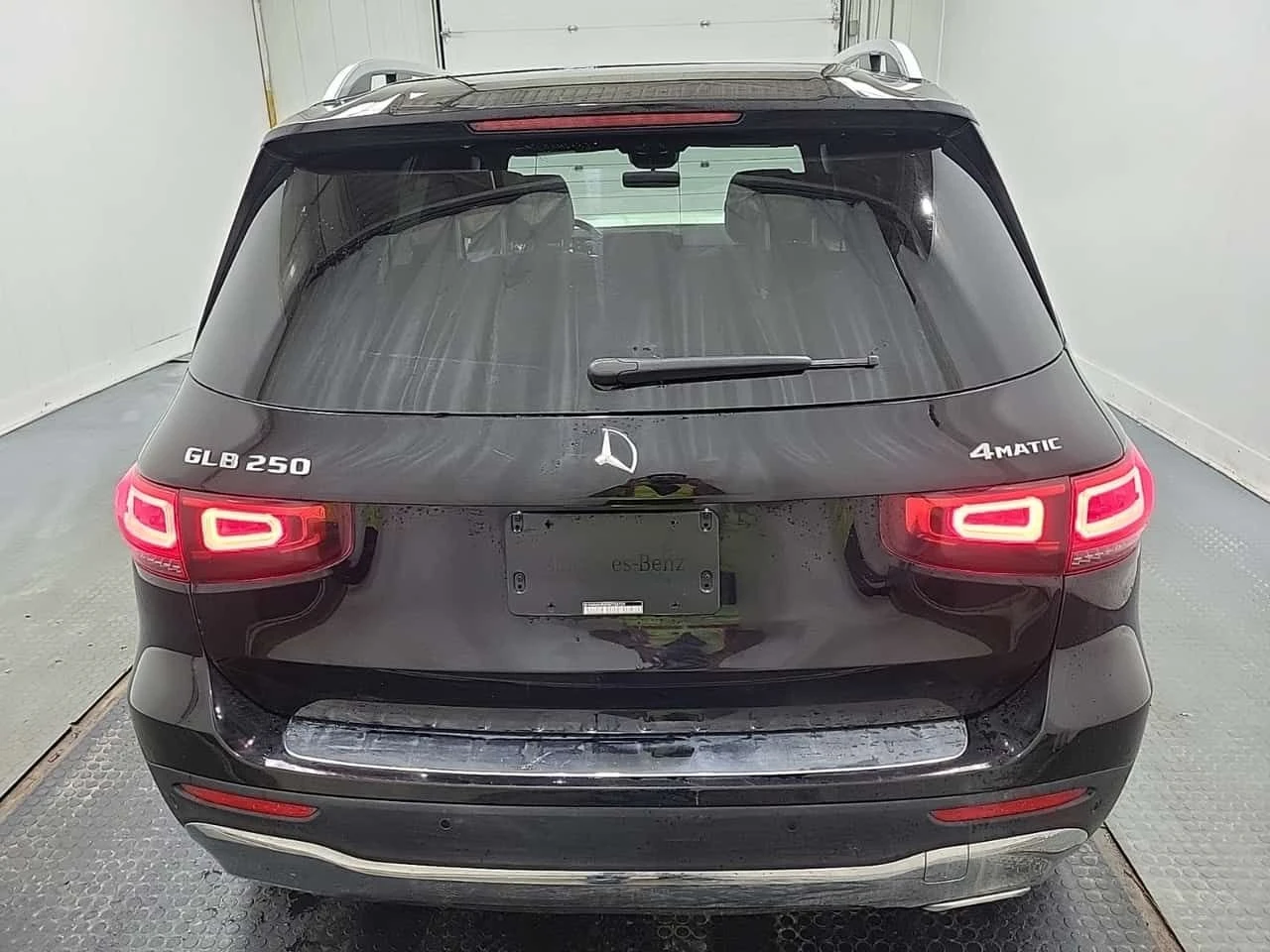 Mercedes-Benz GLB 250 * 360 * AMBIENT * ПОДГРЕВ , снимка 17 - Автомобили и джипове - 54413847