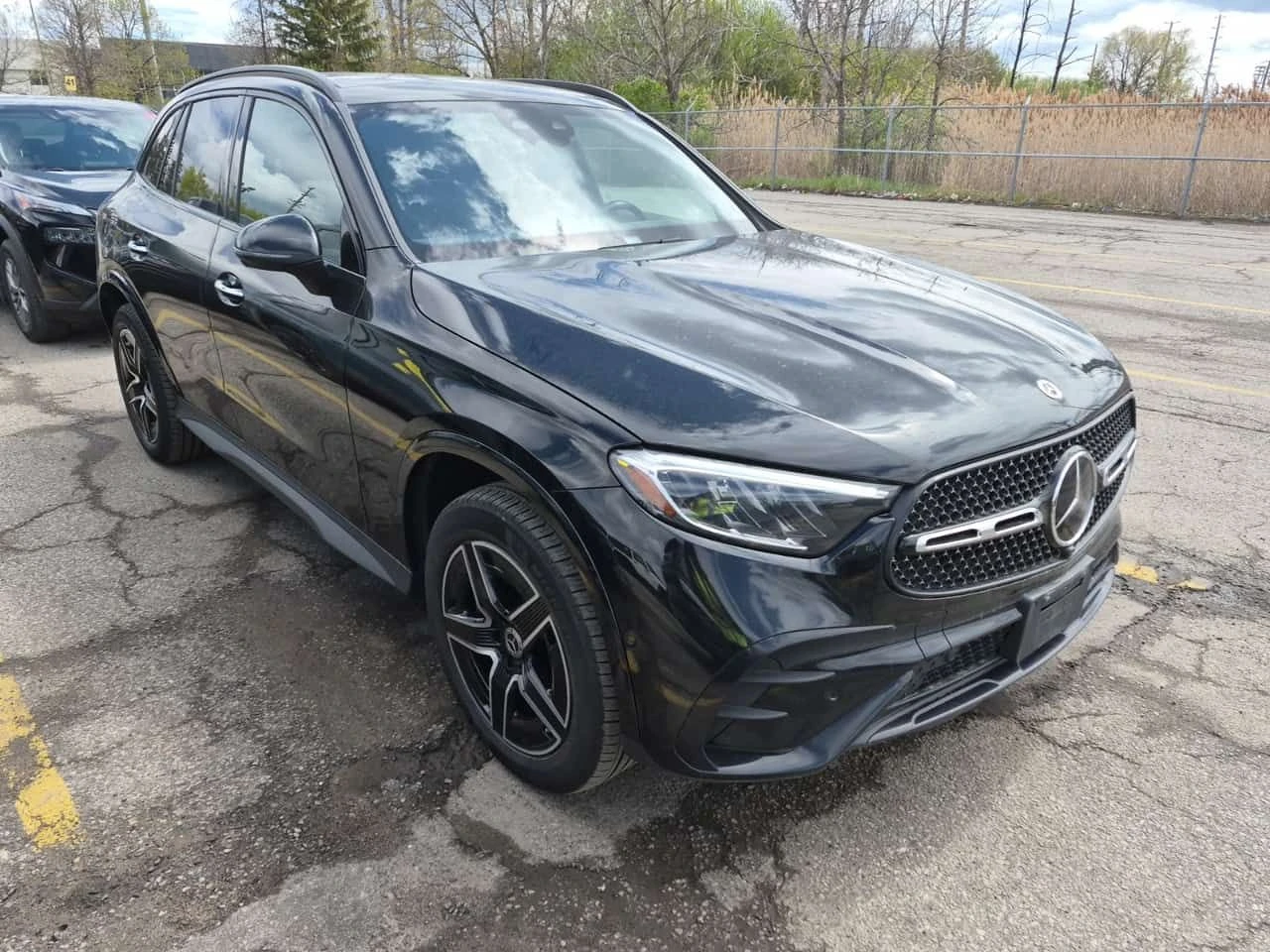 Mercedes-Benz GLC 300 AMG Line * Без инциденти * CARFAX * , снимка 2 - Автомобили и джипове - 54541739
