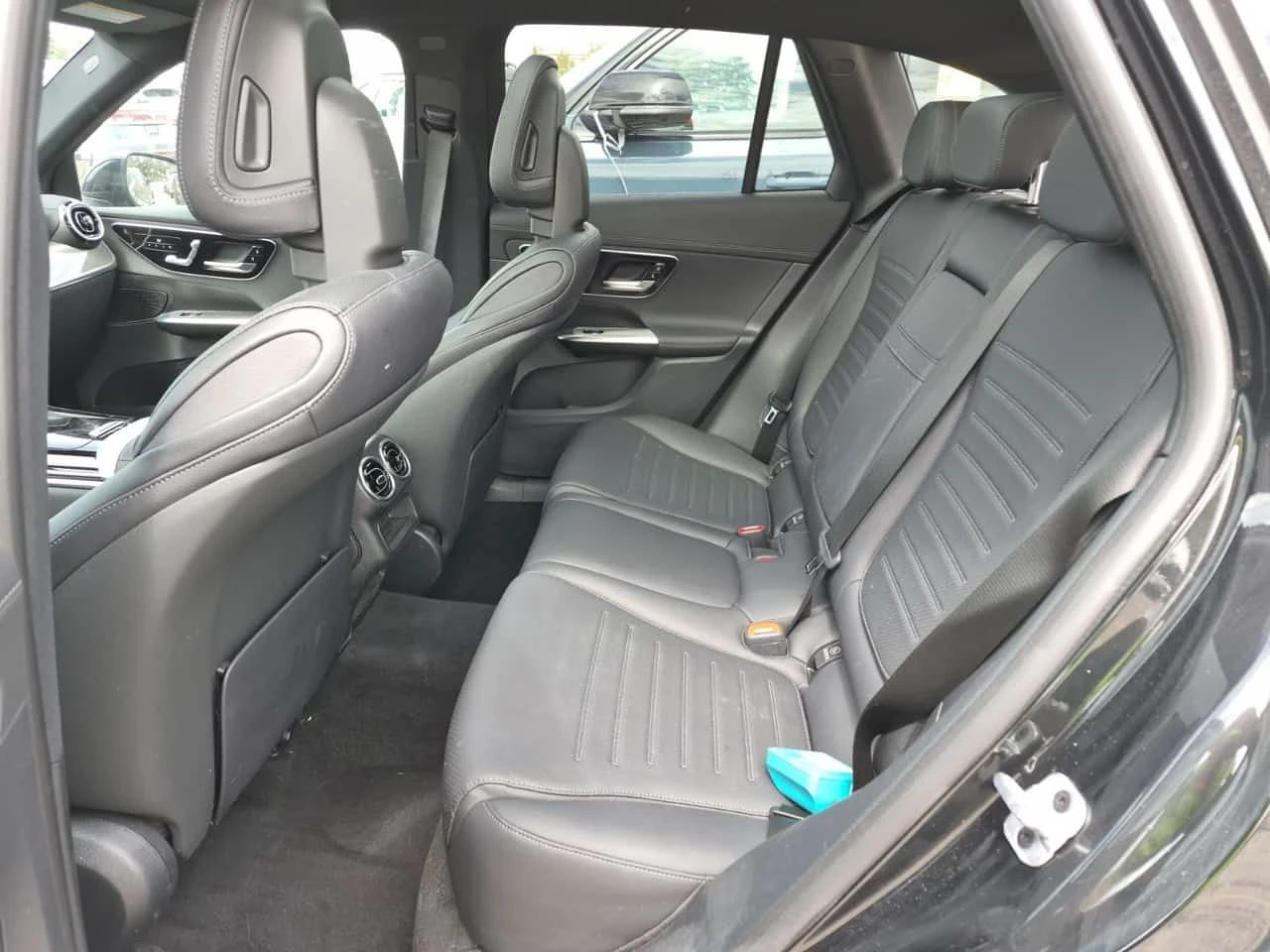 Mercedes-Benz GLC 300 AMG Line * Без инциденти * CARFAX * , снимка 9 - Автомобили и джипове - 54541739