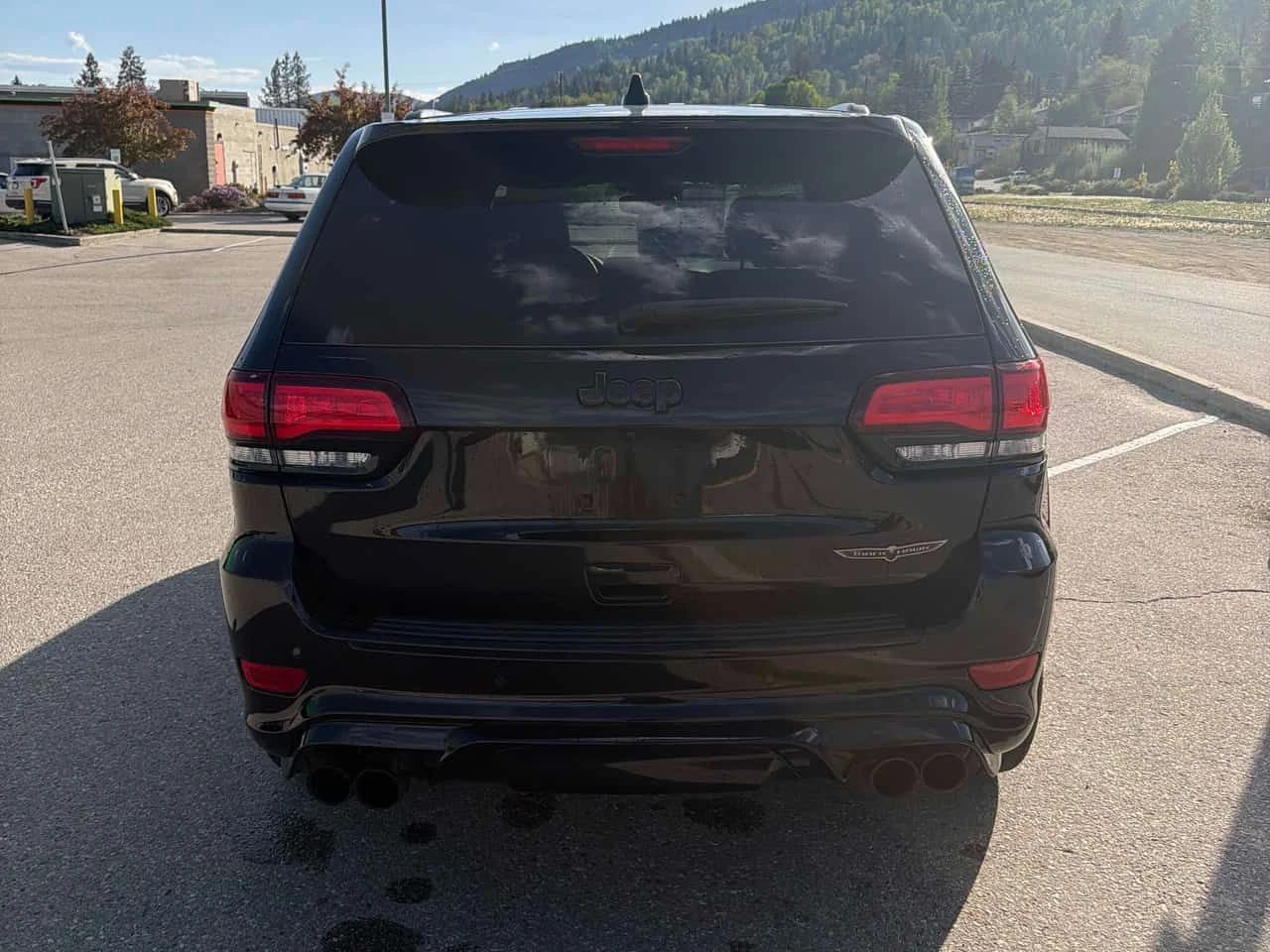 Jeep Grand cherokee Trackhawk / DISTRONIC / Harman Kardon , снимка 15 - Автомобили и джипове - 54735478