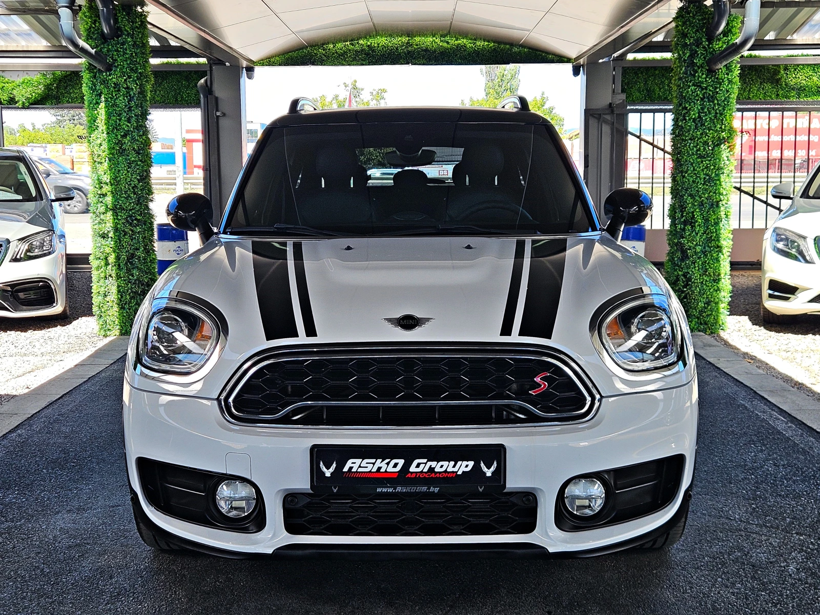Mini Countryman SD/ALL4/GERMANY/HEAD UP/CAMERA/PANO/CAR PLAY/LIZIN, снимка 2 - Автомобили и джипове - 55726099