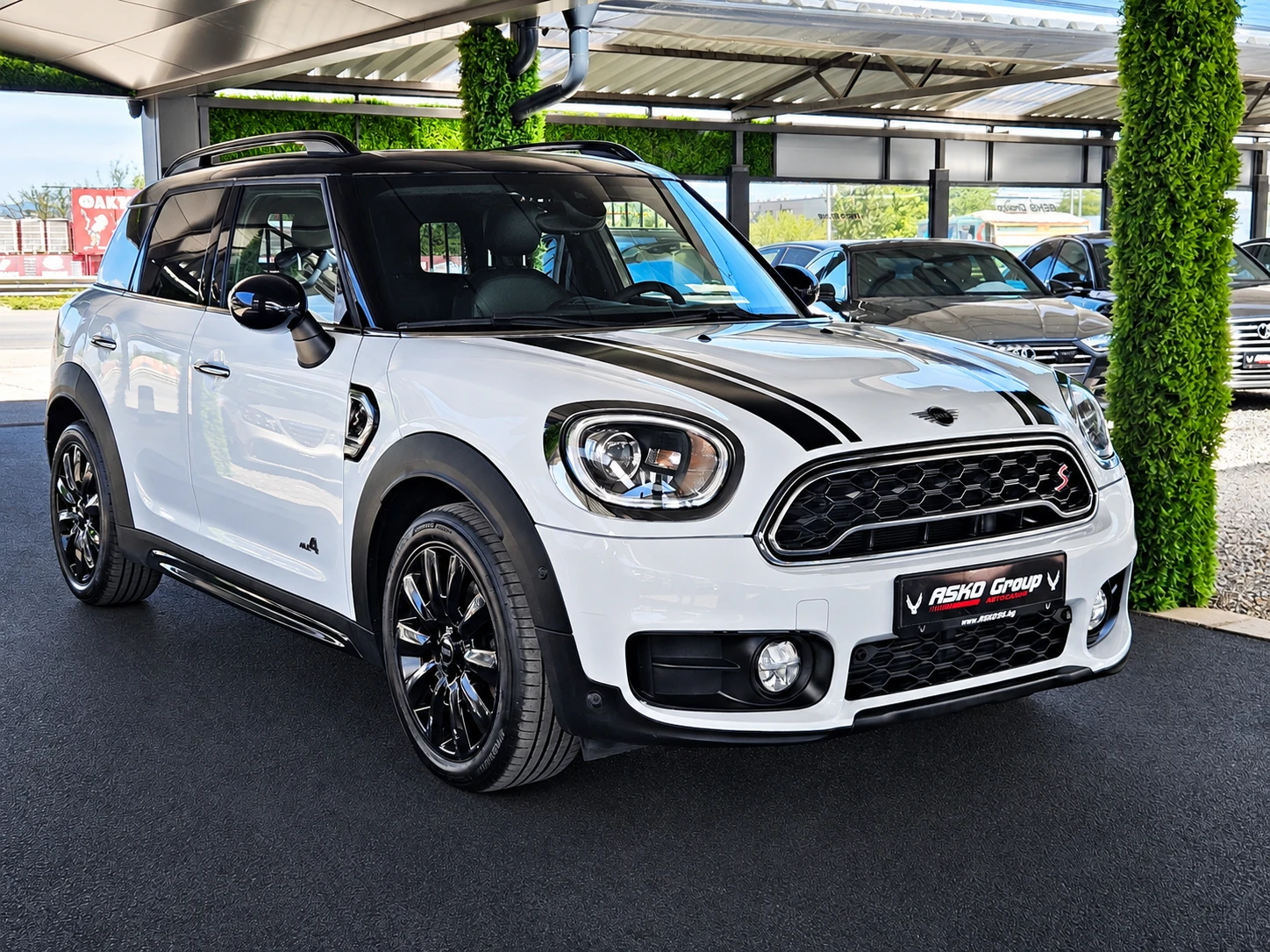 Mini Countryman SD/ALL4/GERMANY/HEAD UP/CAMERA/PANO/CAR PLAY/LIZIN, снимка 3 - Автомобили и джипове - 55726099