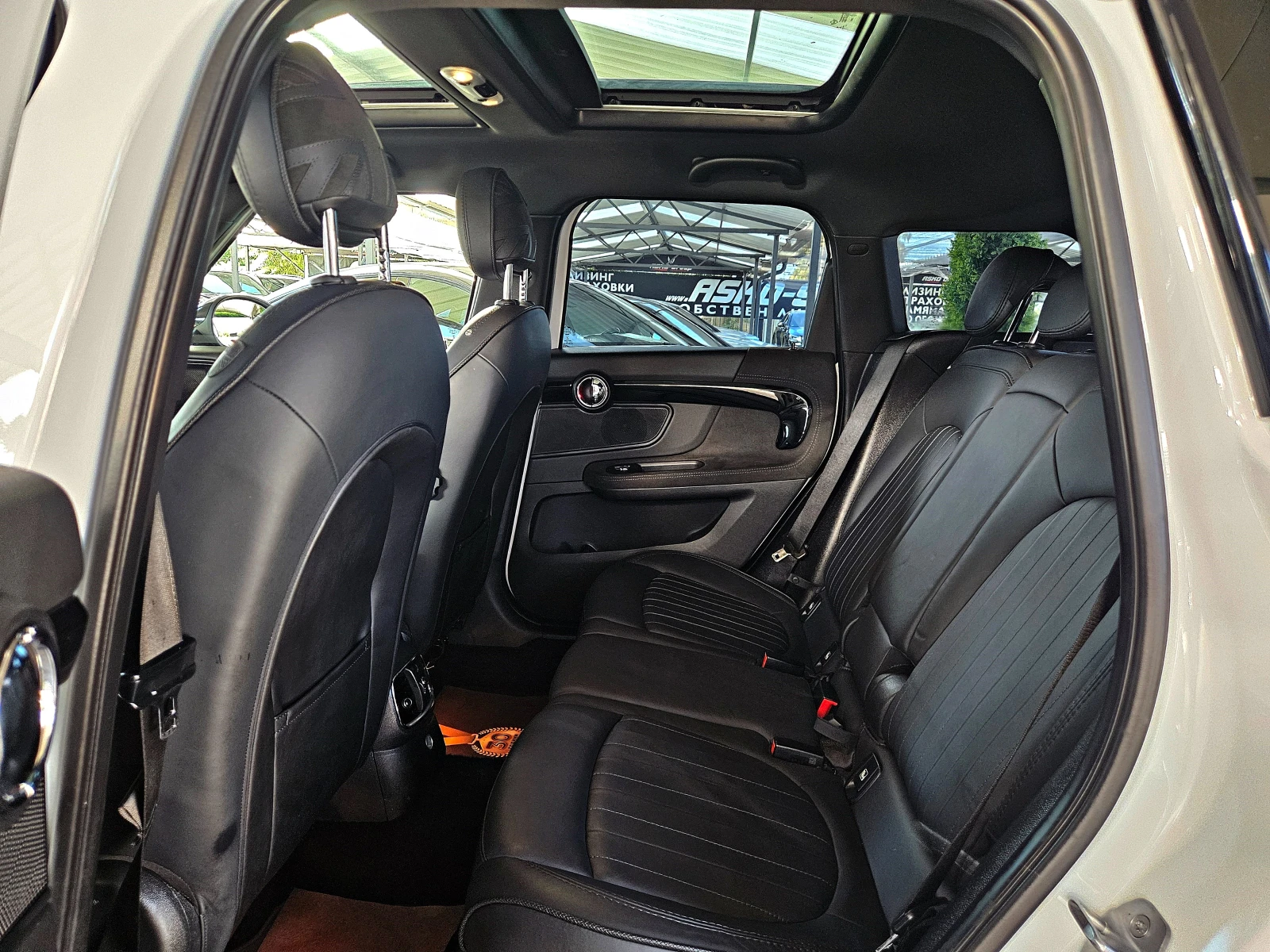 Mini Countryman SD/ALL4/GERMANY/HEAD UP/CAMERA/PANO/CAR PLAY/LIZIN, снимка 16 - Автомобили и джипове - 55726099