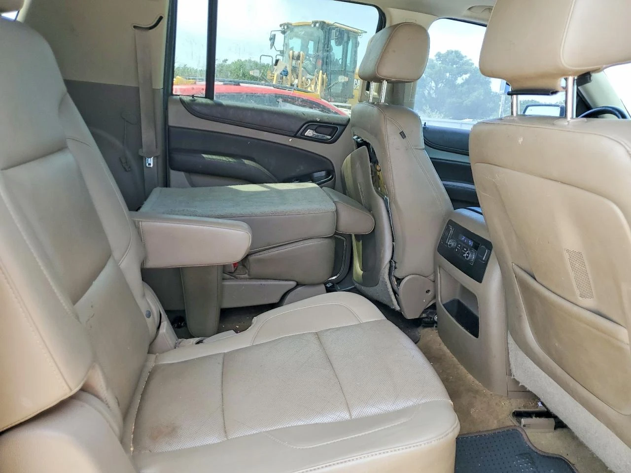 Chevrolet Suburban 5.3l C1500 Ltz, снимка 11 - Автомобили и джипове - 56133797