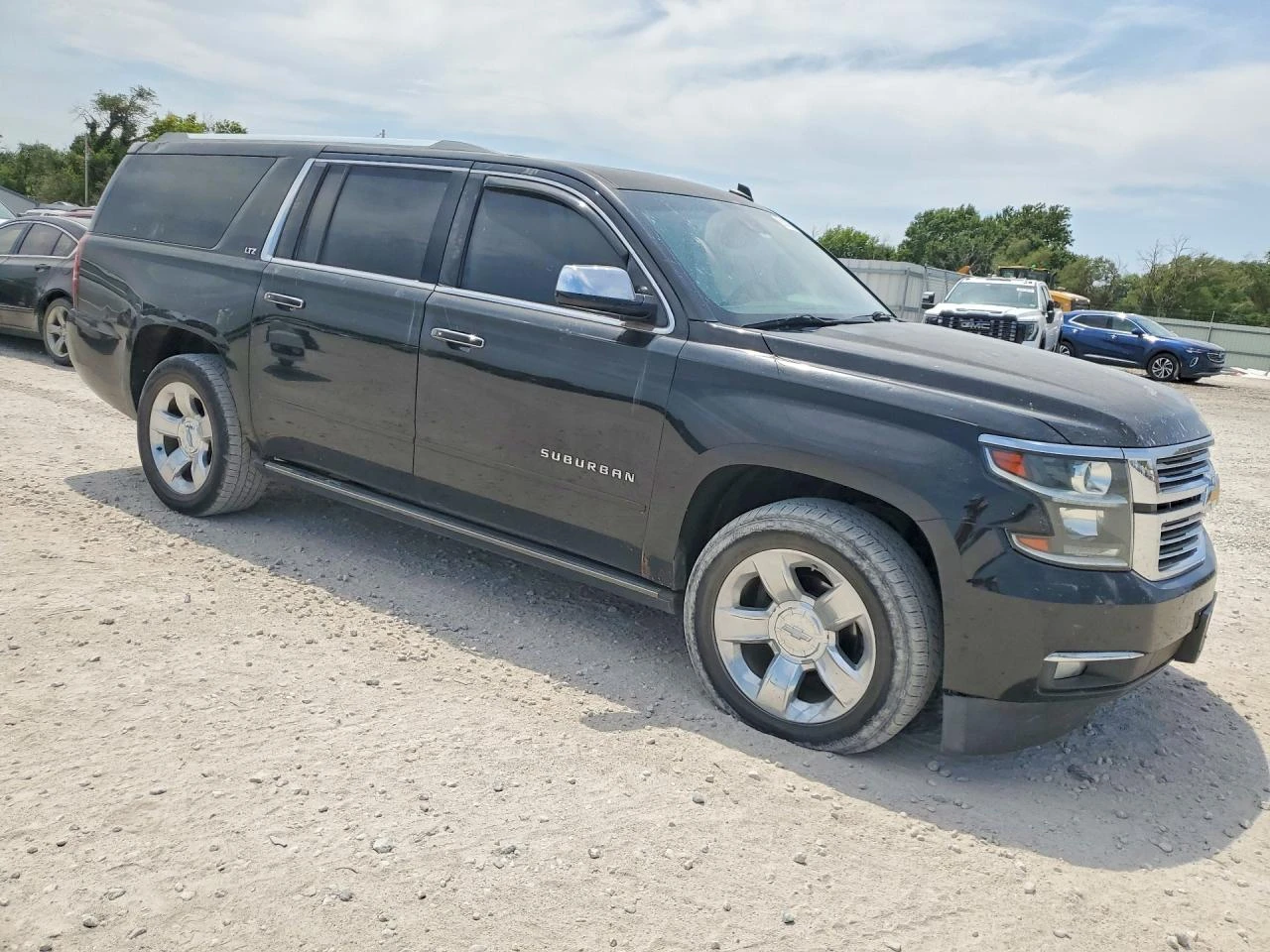 Chevrolet Suburban 5.3l C1500 Ltz, снимка 4 - Автомобили и джипове - 56133797