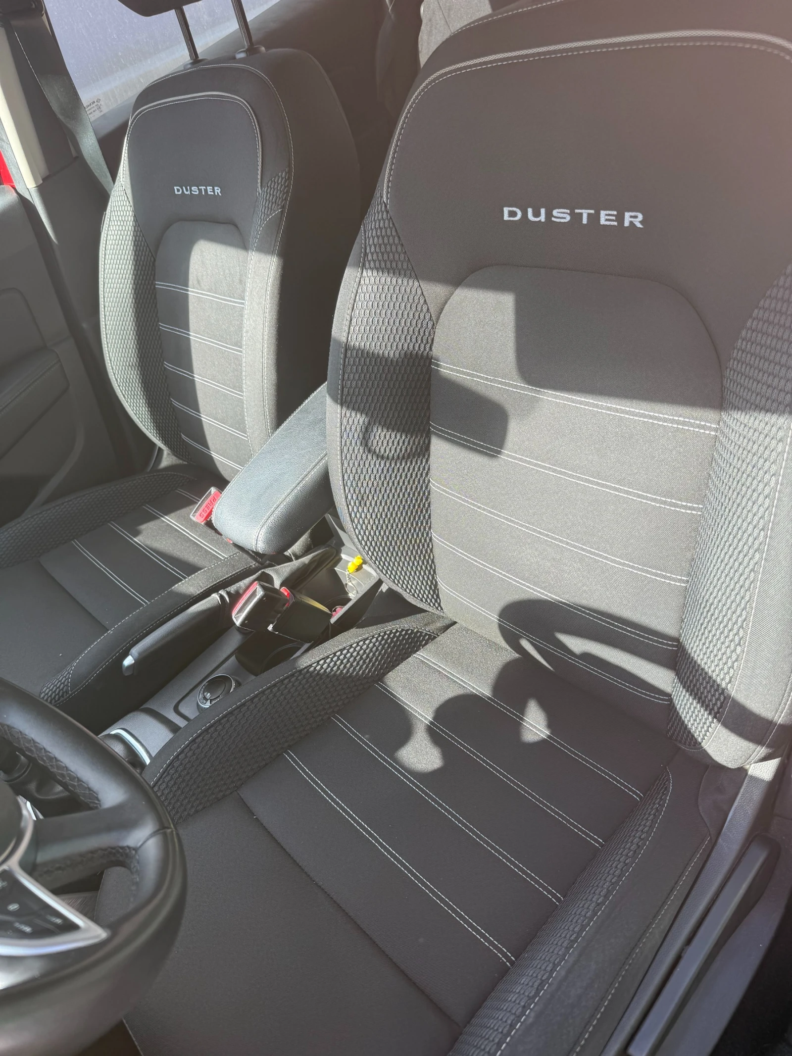 Dacia Duster, снимка 16 - Автомобили и джипове - 56217106
