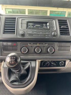 VW T6 2.0 TDI, 6 места, 2хКлима, Нави, EURO 6, Теглич !, снимка 14