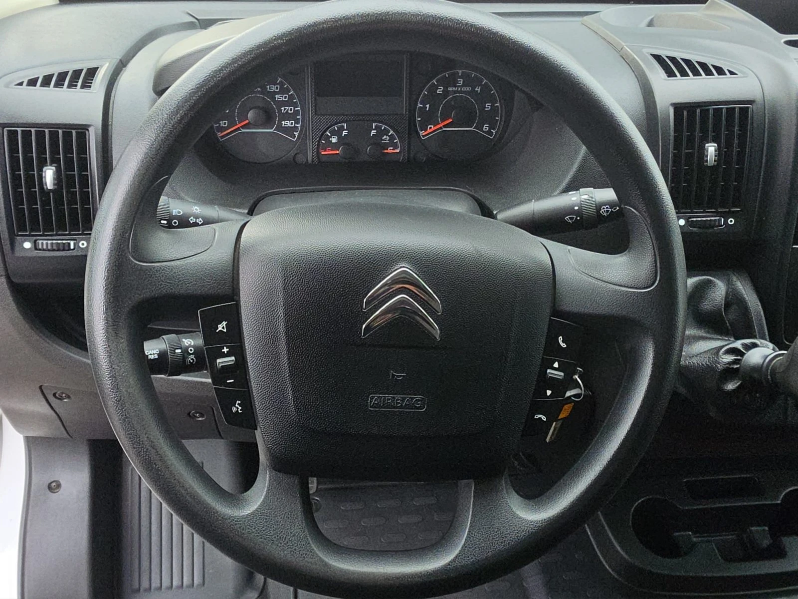 Citroen Jumper FT 35 L3H2 2.2 BlueHDI 140 BVM6 S&S E6.4//2309437 | Mobile.bg � ����������� 10