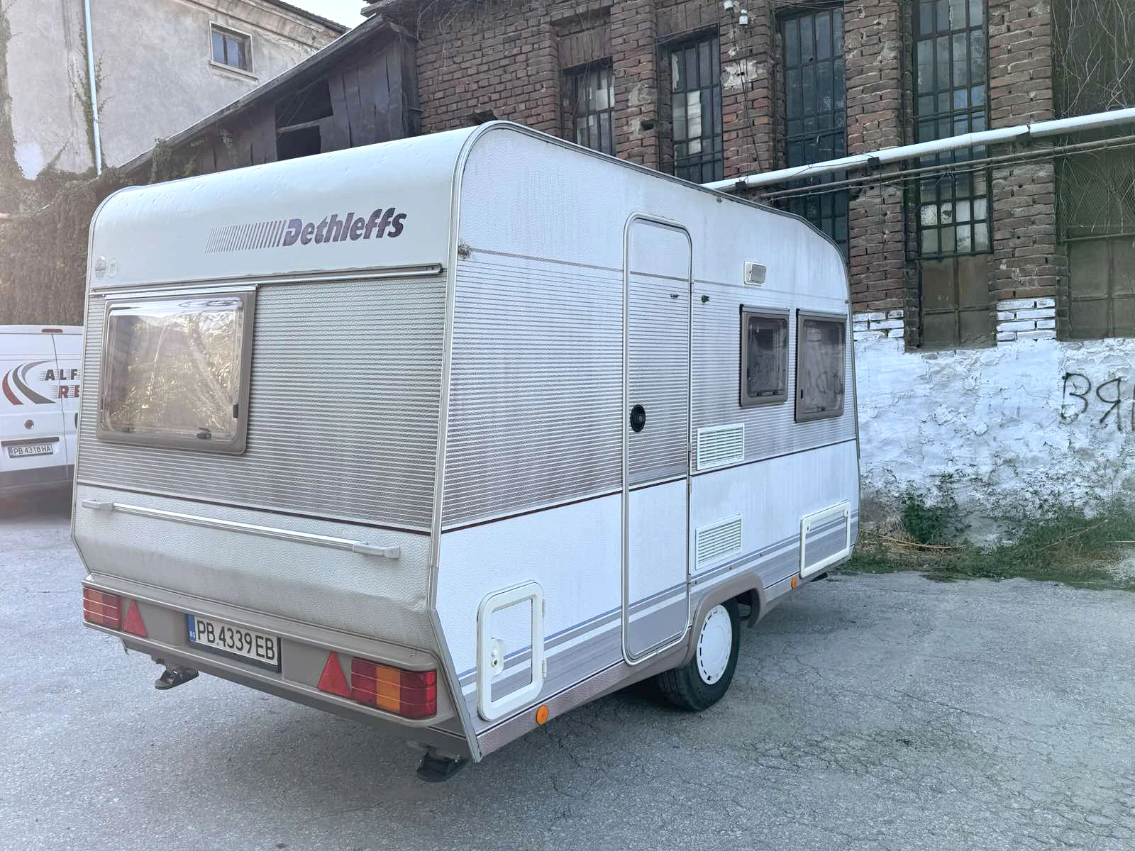 Каравана Dethleffs RM2 - изображение 3