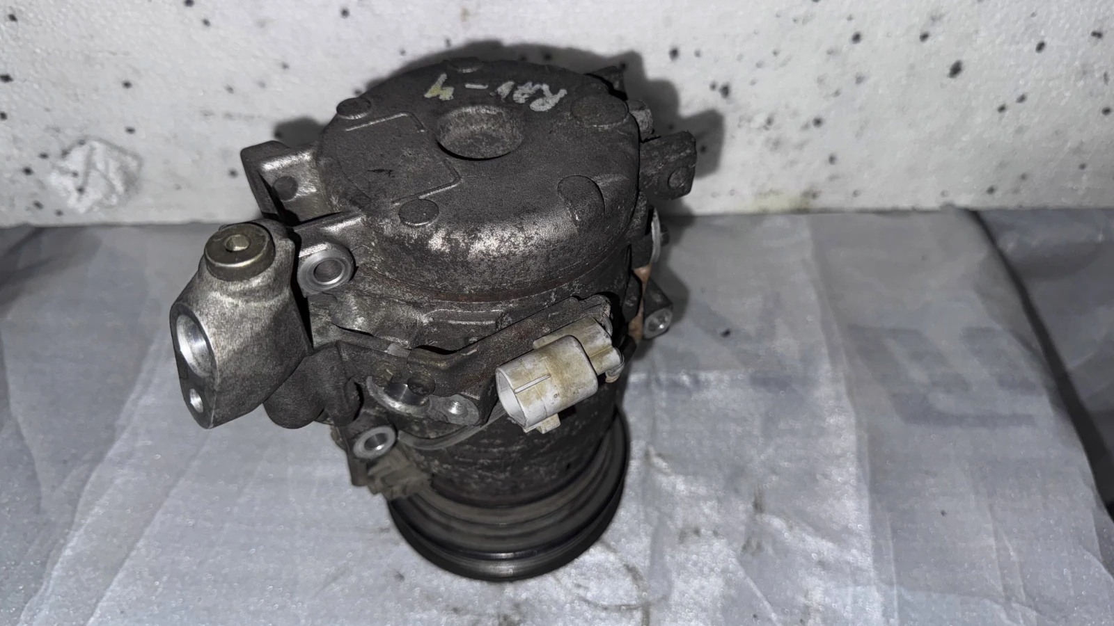     Toyota Rav4 - 10S15L / 447220-4303 | Mobile.bg   1
