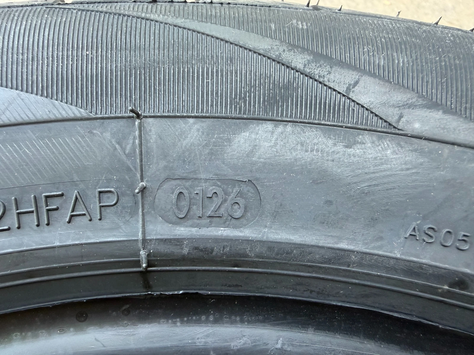 Гуми Всесезонни 205/55R16, снимка 4 - Гуми и джанти - 55650136