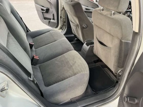Opel Astra 1.8I 125кс АВТОМАТ АВТОПИЛОТ КЛИМАТРОНИК, снимка 10