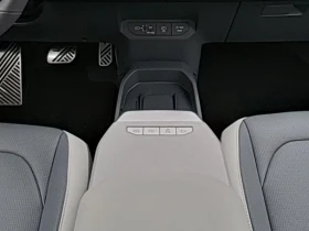 Kia EV3 Gt-Line 81.4kWh DISTR 360* HUD B/S Winter Package+, снимка 9