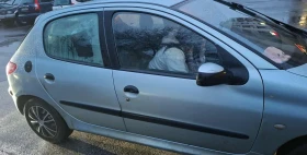 Peugeot 206 Страшно икономична Давам я с много части към нея - 2700 € / 5280.74 лв. - 13768977 9