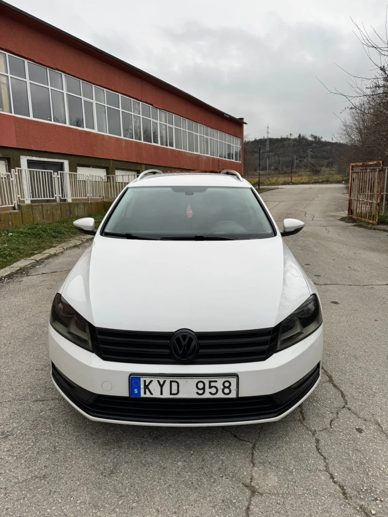 VW Passat 2.0TDI, снимка 2 - Автомобили и джипове - 48955045