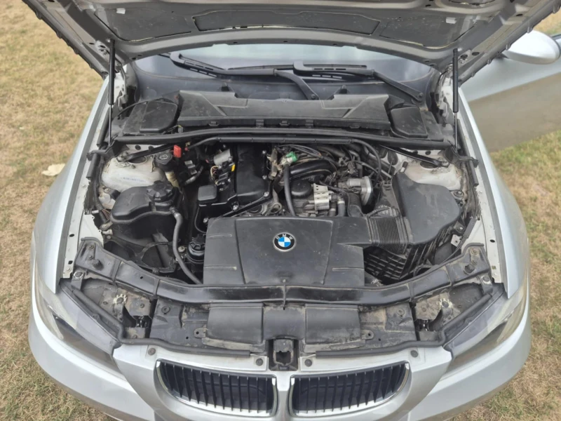 BMW 320, снимка 12 - Автомобили и джипове - 52541696