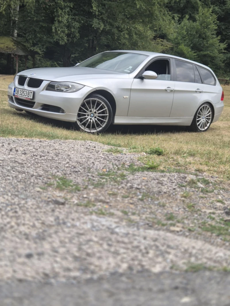 BMW 320, снимка 2 - Автомобили и джипове - 52541696