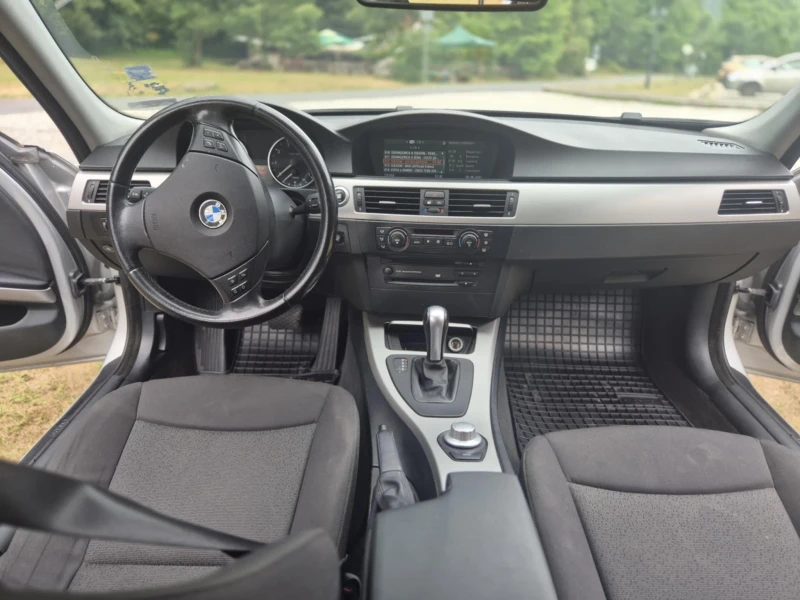 BMW 320, снимка 8 - Автомобили и джипове - 52541696