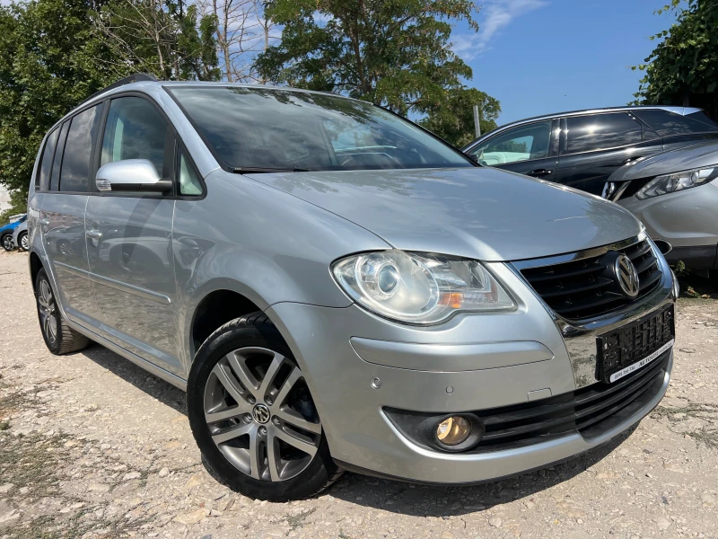 VW Touran HIGHLINE 1.9TDI-105 DSG, снимка 3 - Автомобили и джипове - 51406720