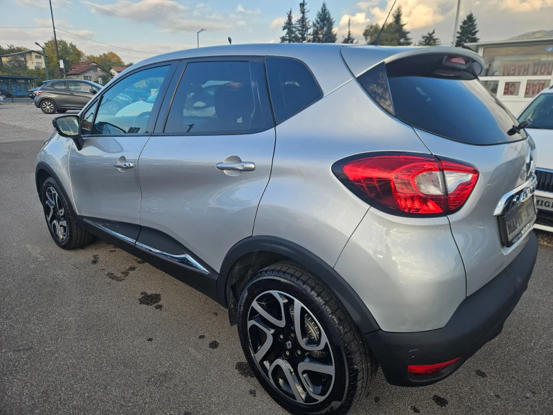 Renault Captur 1.2TCE AVTOMAT KAMERA NAVI, снимка 5 - Автомобили и джипове - 52080438