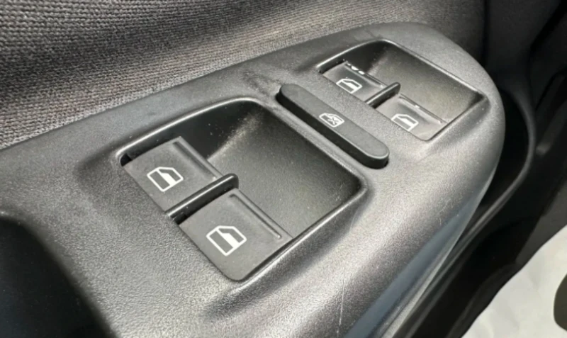 Skoda Octavia, снимка 6 - Автомобили и джипове - 52082325