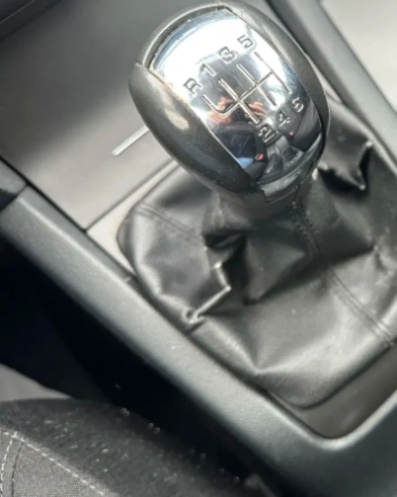 Skoda Octavia, снимка 8 - Автомобили и джипове - 52082325