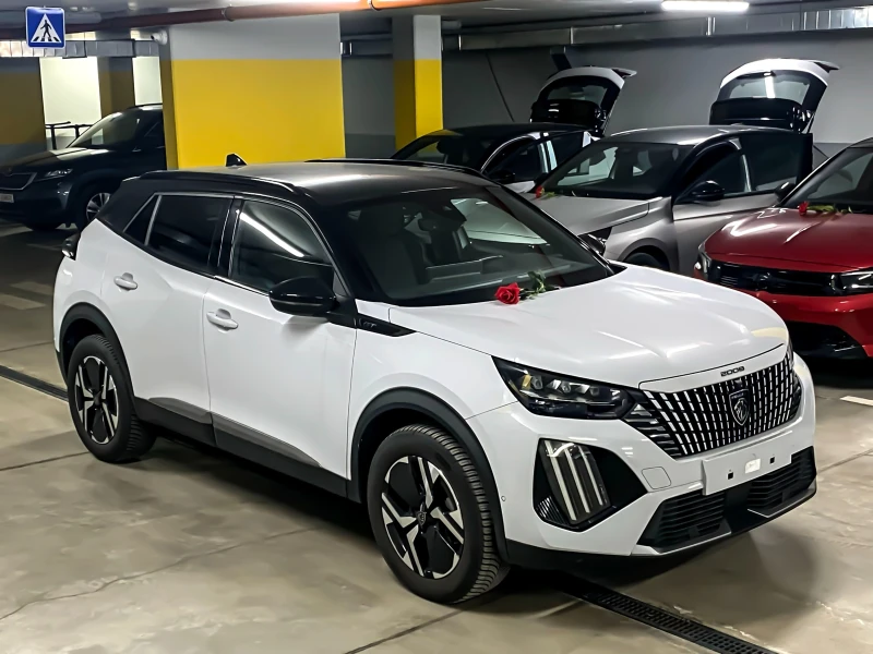 Peugeot 2008 GT 360 camera 3D display, снимка 2 - Автомобили и джипове - 52251856