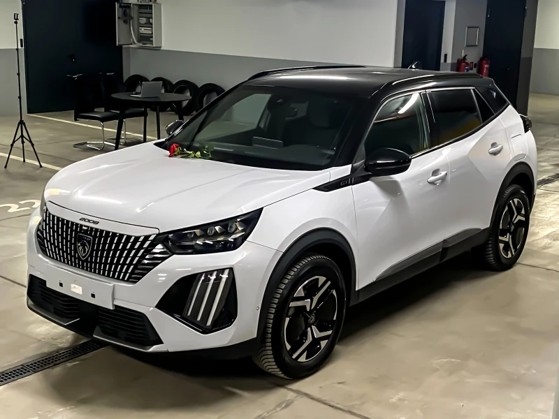 Peugeot 2008 GT 360 camera 3D display