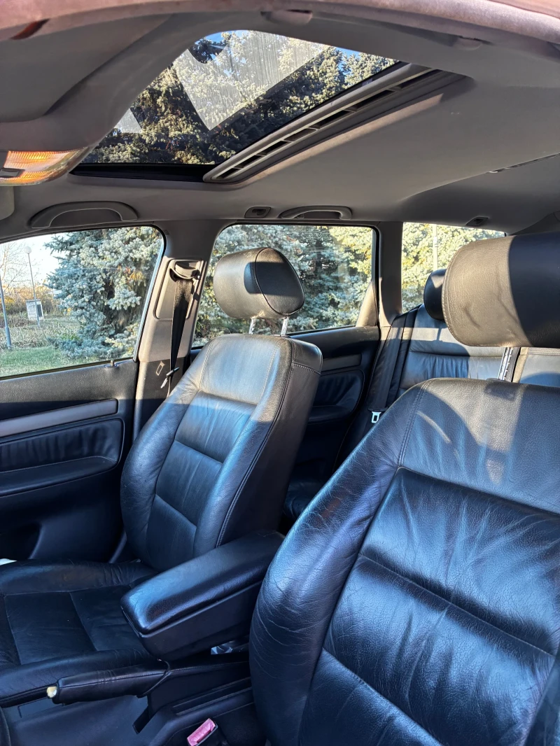 Audi A4 2.5 TDI, снимка 10 - Автомобили и джипове - 52296954