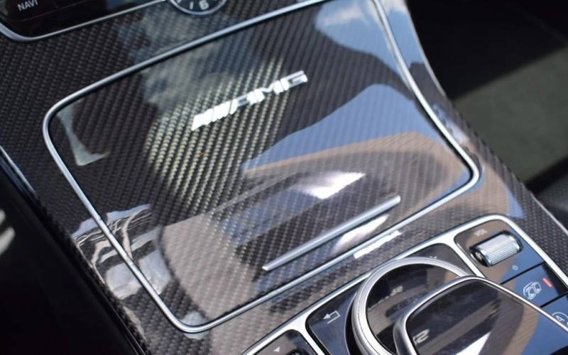 Mercedes-Benz C 63 AMG, снимка 6 - Автомобили и джипове - 52492663