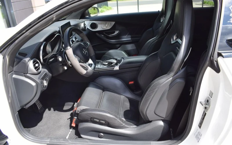 Mercedes-Benz C 63 AMG, снимка 7 - Автомобили и джипове - 52492663