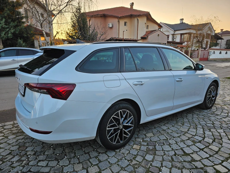 Skoda Octavia 2.0 TDI Clever Панорама Масаж Виртуален Педал, снимка 9 - Автомобили и джипове - 52805069