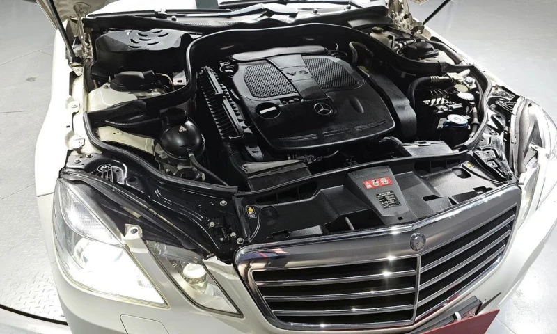 Mercedes-Benz E 350, снимка 6 - Автомобили и джипове - 52840436