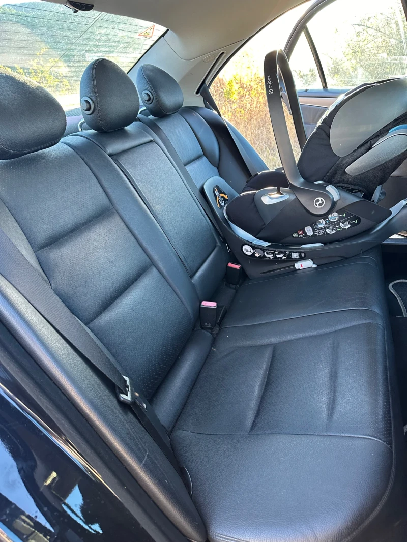 Mercedes-Benz C 200 Kompressor, снимка 8 - Автомобили и джипове - 53095662