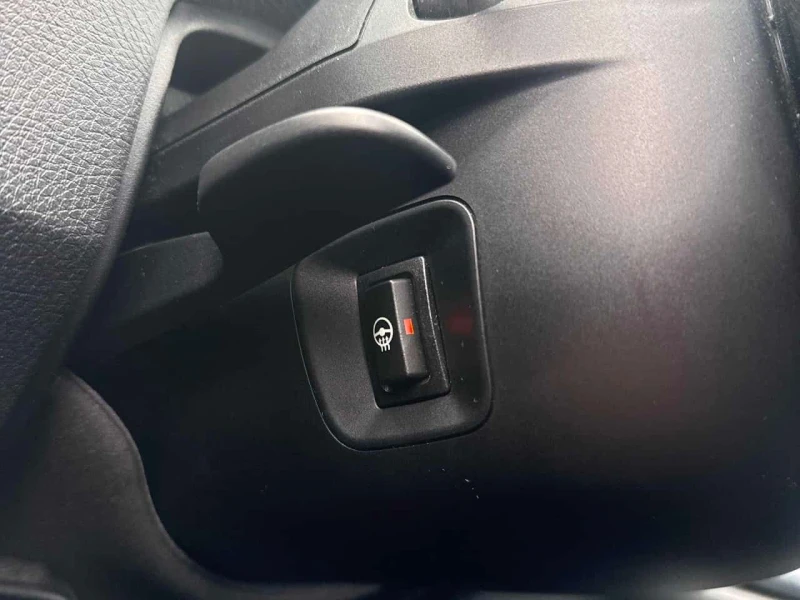 BMW 335 * 335i xDrive * 2 КЛЮЧА* ПОДГРЕВ* KEYLESS* HARMAN , снимка 15 - Автомобили и джипове - 53529642