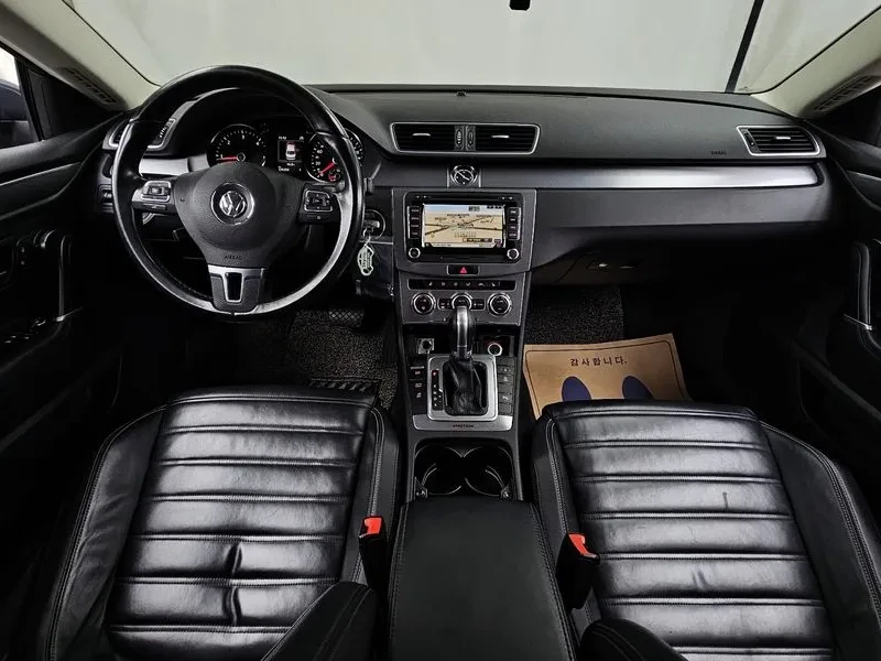 VW CC 2.0 TDI 4Motion, снимка 7 - Автомобили и джипове - 54303464