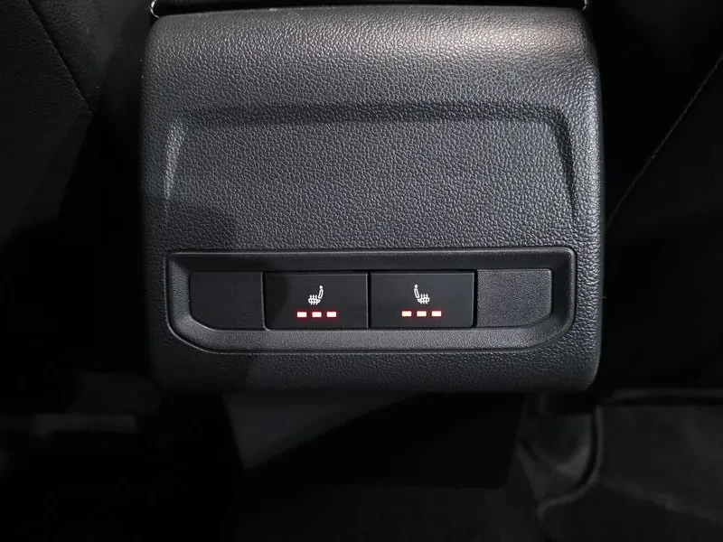 VW Jetta 1.5 Tsi Prestige, снимка 17 - Автомобили и джипове - 55748331