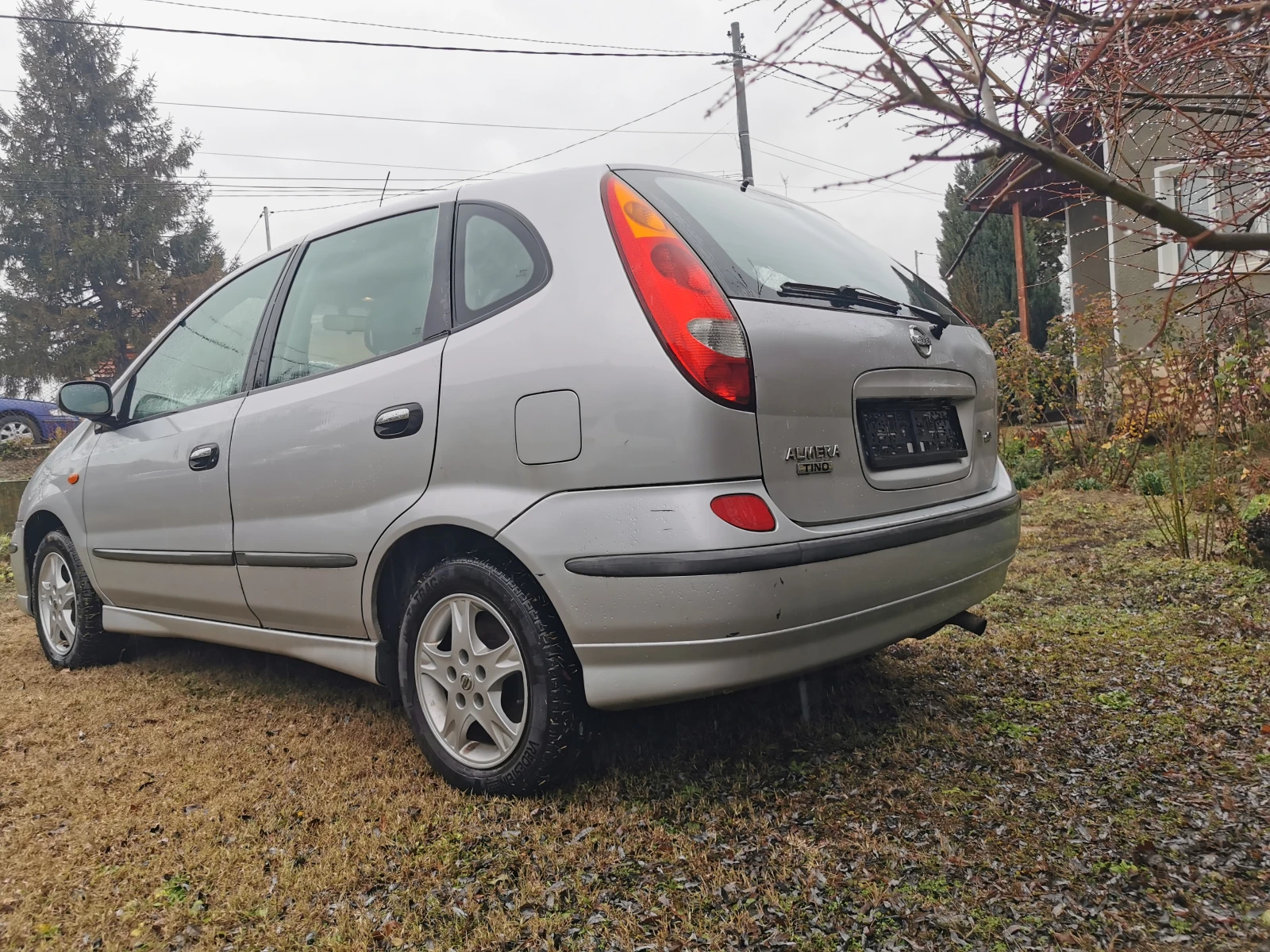 Nissan Almera tino  - изображение 4