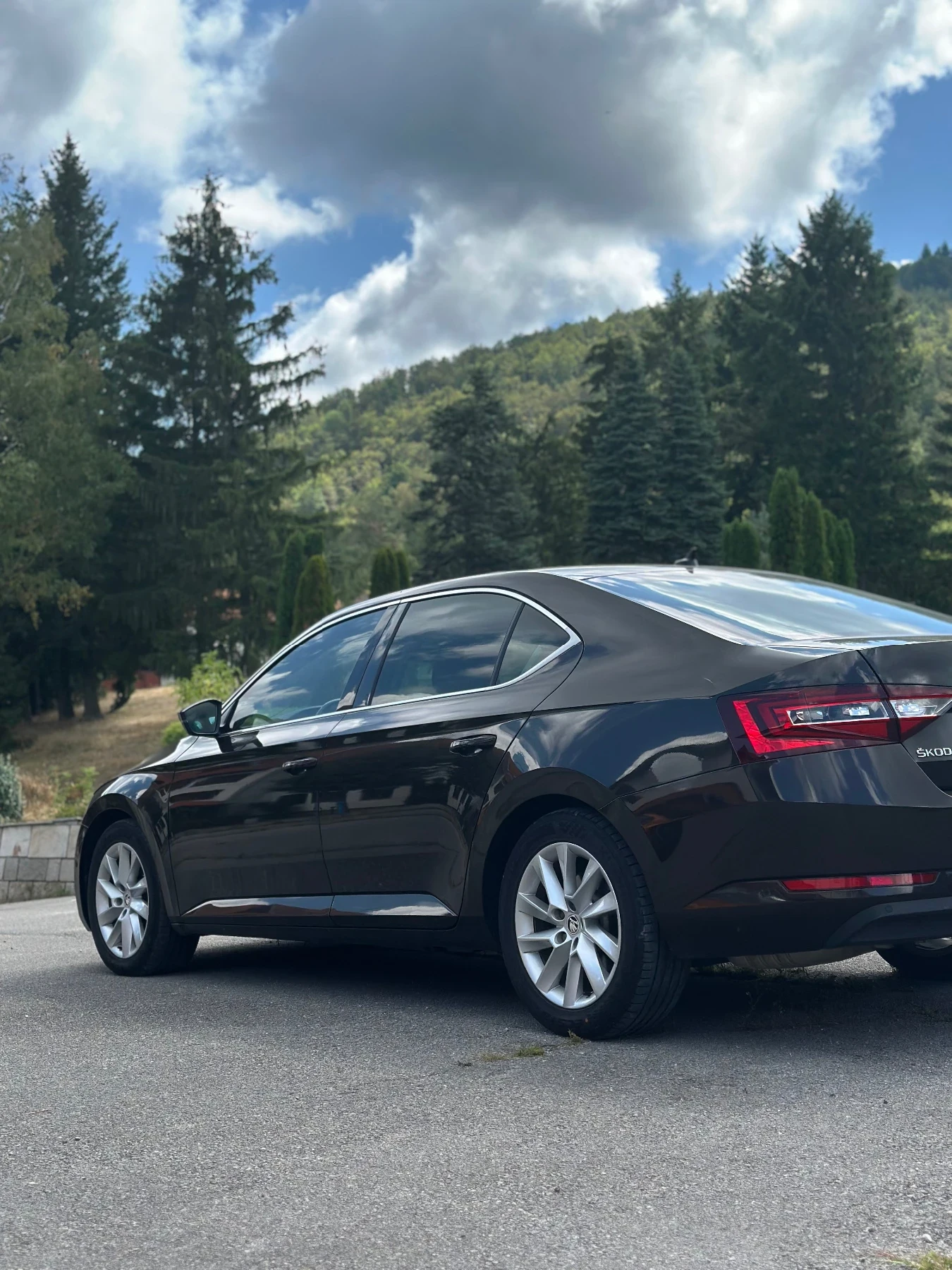 Skoda Superb  - изображение 5