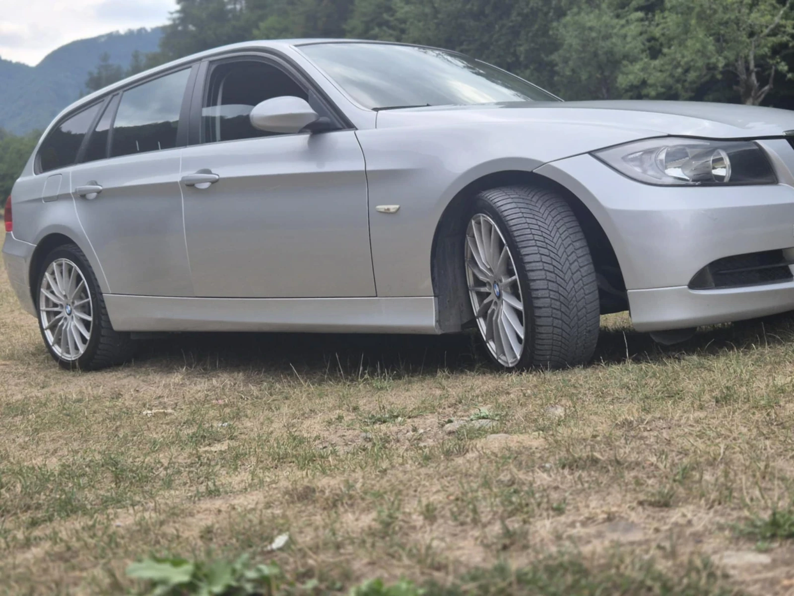 BMW 320  - изображение 5