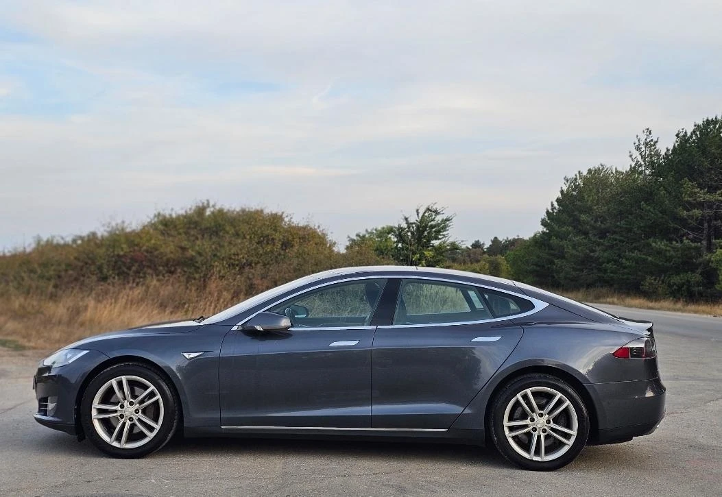 Tesla Model S S85 Free Supercharging - изображение 3