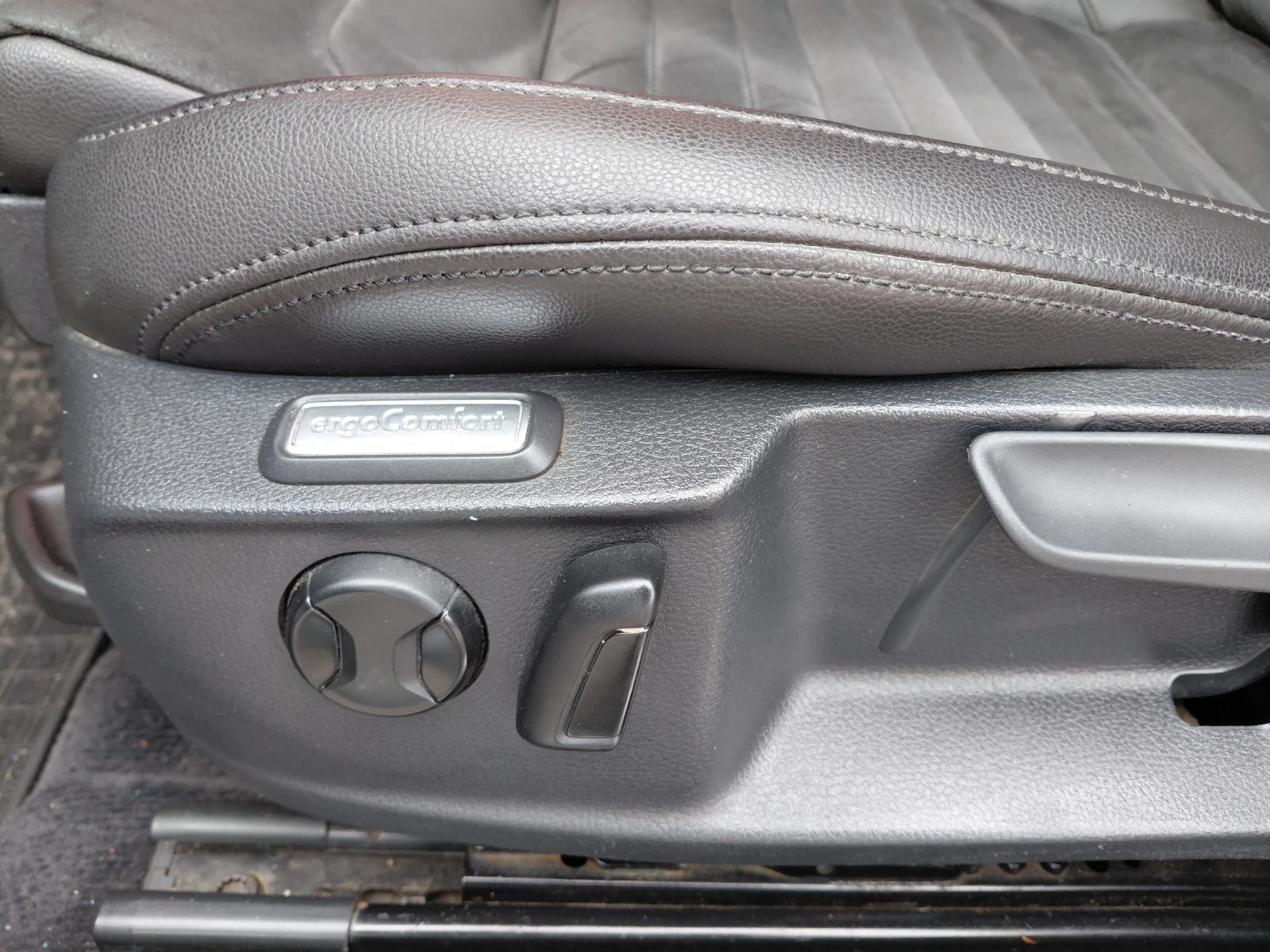 VW Passat 2.0-TDI B8-..DIGITAL | Mobile.bg   14